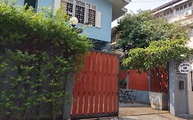 Samsen 360 Hostel Bangkok